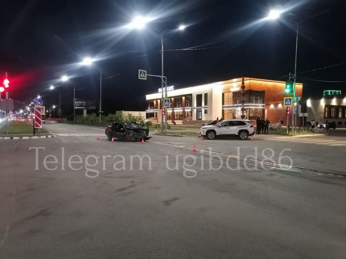 ​В Югре в единственном ДТП за сутки пострадали два человека