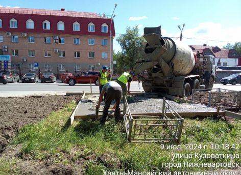​В Нижневартовске восстанавливают дороги после ремонтов теплотрасс