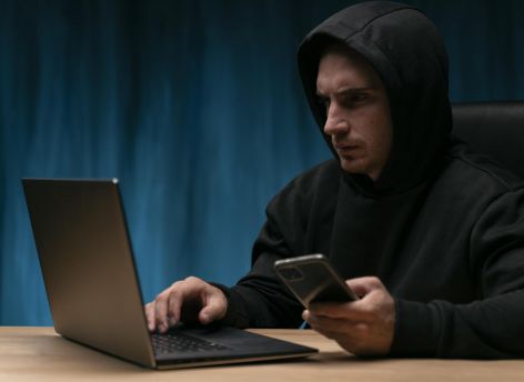 ​Минцифры: мошенники не могут завладеть чужой квартирой на Госуслугах