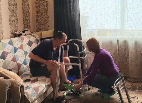 ​В тюменских «приемных» семьях проживают 300 пожилых людей и инвалидов