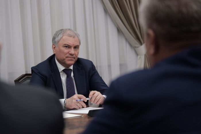 ​В Госдуме рассмотрели закон о воинской обязанности для мигрантов