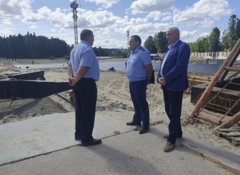 ​Прокуратура ХМАО контролирует строительство школы в Ханты-Мансийске