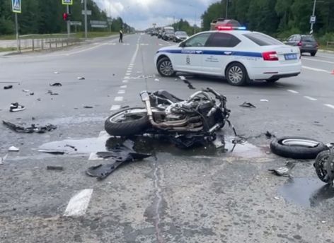 ​Мотоциклист погиб после столкновения с автомобилем в ХМАО