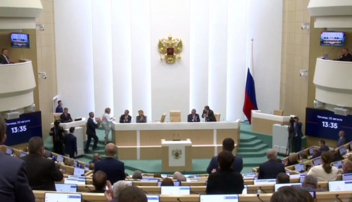 ​Сенатора Савельева обвинили в организации убийства