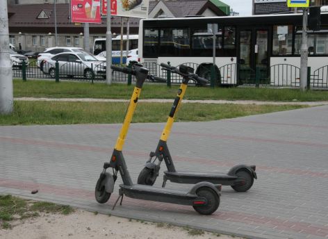 ​В ХМАО выросло число пострадавших на электросамокатах