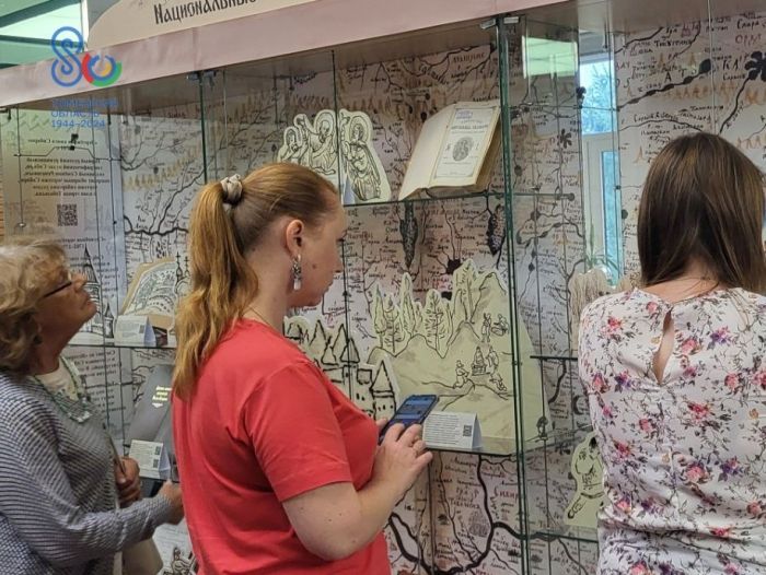 ​В Тюмени открылась выставка редких книг: история Сибири оживает в Менделеевке