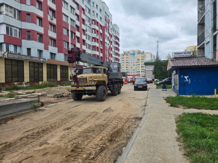 ​Ремонт внутриквартального проезда к школе №45 в Сургуте стартовал