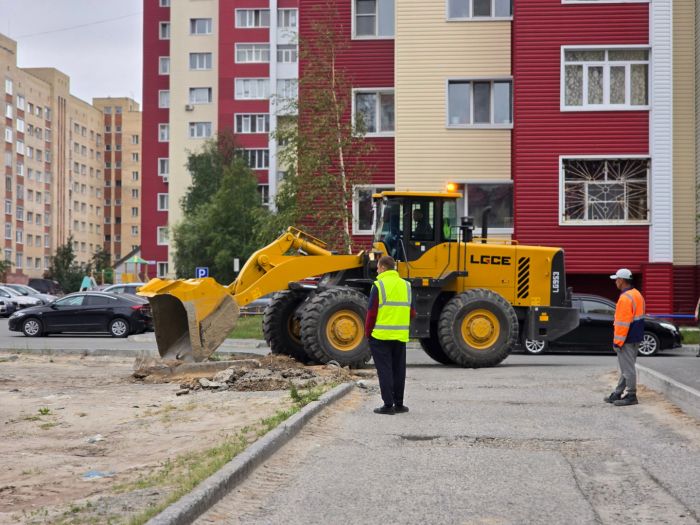 ​В Сургуте начался ремонт двора на улице Быстринской