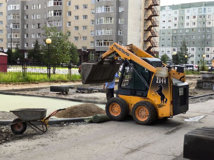 ​В Нижневартовске отремонтируют двор после взрыва дома