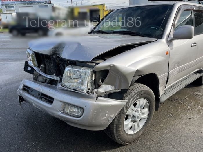 Автоледи из Нижневартовска спровоцировала ДТП с двумя пострадавшими