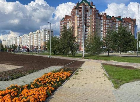 ​На Центральной площади Сургута устранили провал грунта