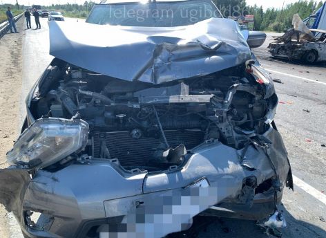 ​На автодороге «Сургут − Нижневартовск» в ДТП пострадали женщина и ребенок
