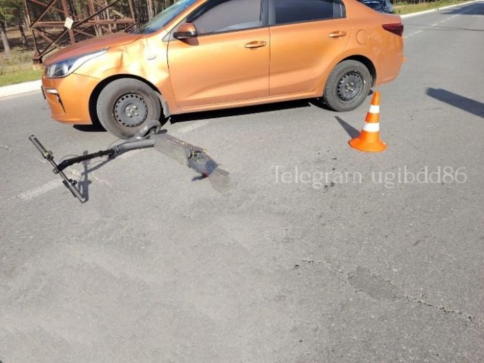 ​В ХМАО водитель «KIA» сбил нетрезвого мужчину на электросамокате