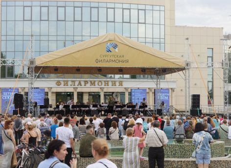 ​В Сургуте отменяются концерты из-за непогоды