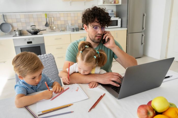 ​41% родителей из Сургута считают, что уделяют детям достаточно времени