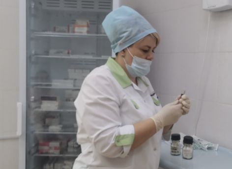 ​В Нягани началась вакцинация детей против гриппа