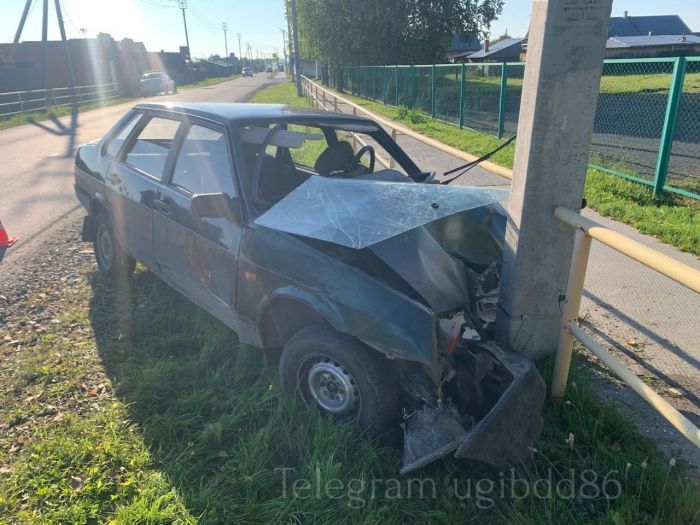 ​В Югре в автоаварии пострадали четыре подростка