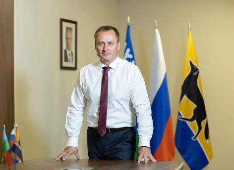 ​Глава Сургута Максим Слепов празднует свой день рождения