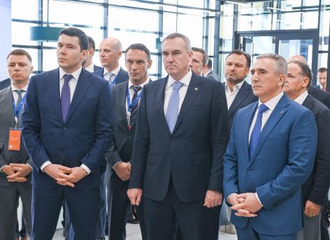 ​Александр Моор призвал регионы кооперироваться