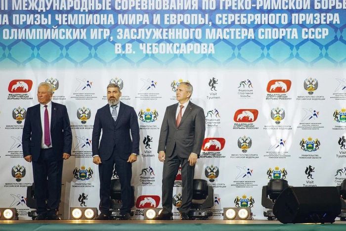 ​Александр Моор приветствовал участников XXVIII турнира по греко-римской борьбе в Тюмени