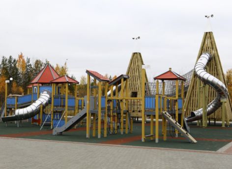 ​В 5-м микрорайоне Лянтора открыли новый сквер