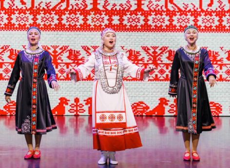​В Сургутском районе прошел фестиваль национальных свадеб «Время традиций»
