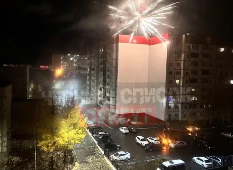 ​«Думали, что обстрел дома»: жителей Сургута напугал ночной фейерверк