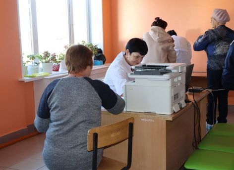 ​Тюменские врачи в рамках проекта «Здоровое село» приехали в Упоровский район