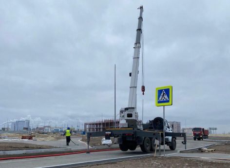 ​В Сургуте идет активное строительство дорог на улице Толстого и возле НТЦ