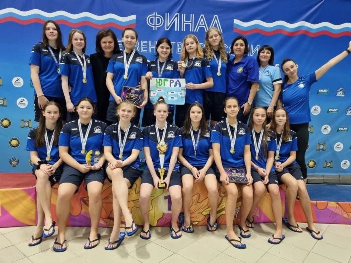 Югорские ватерполистки стали чемпионами России