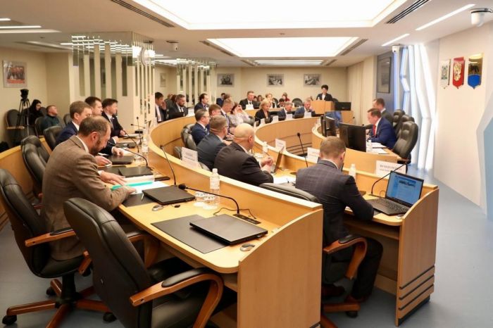 ​Депутаты Думы Сургута приняли более 250 обращений от граждан в третьем квартале