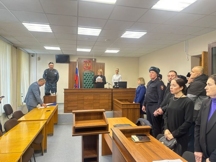 ​Девять погибших и девять обвиняемых: чем закончилось дело о суррогатном алкоголе в Югре