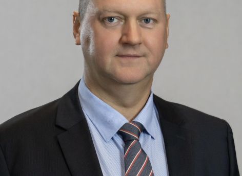 Максим Медведев: «Ежедневно в Сургуте работает до 35 мусоровозов, которые обслуживают более 1 800 контейнерных площадок»