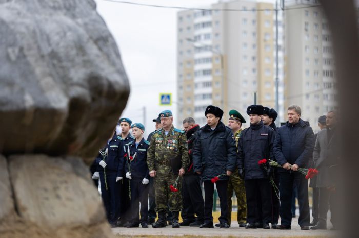 ​В Сургуте заложили камень для Сквера памяти героев, погибших при исполнении долга