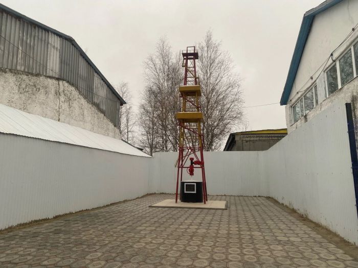 ​Депутат Думы Сургута помог обустроить парковку рядом с «Домом Ф.К. Салманова»