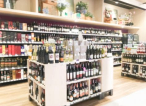 В Госдуме предложили сократить часы продажи алкоголя до двух часов в день