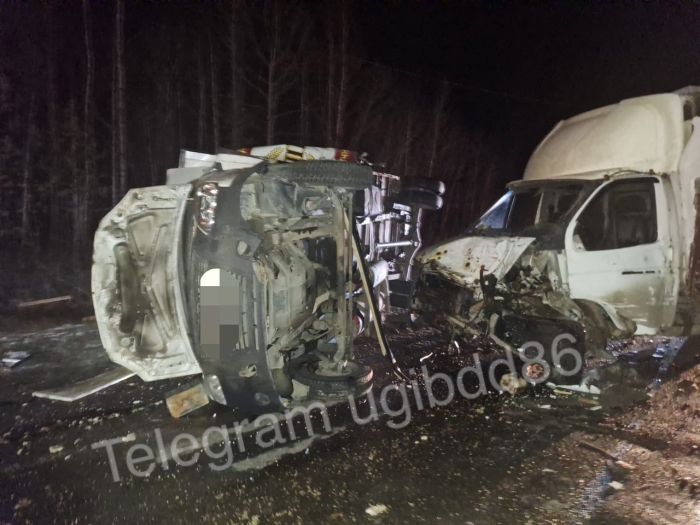 ​В ХМАО начинающий водитель устроил ДТП с пятью автомобилями
