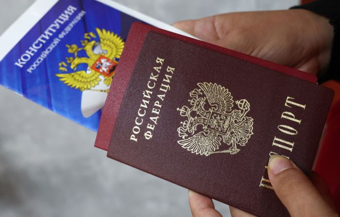 ​Для поднятия патриотизма: в ГД предложили приносить присягу гражданина РФ с 14 лет