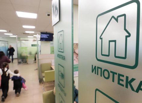 ​Бюджетникам у нас везде ‒ почет: Минфин предложил выдавать госслужащим льготную ипотеку под 12%