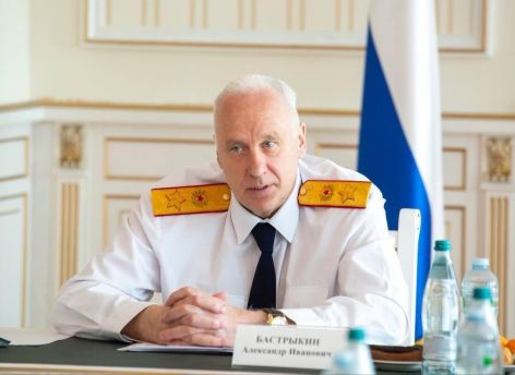 ​Бастрыкин предложил возбудить уголовное дело на стрелявших из окна машины в Сургуте