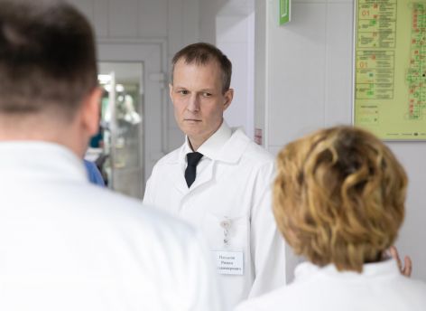​Директор депздрава Югры посетил сургутский кардиоцентр