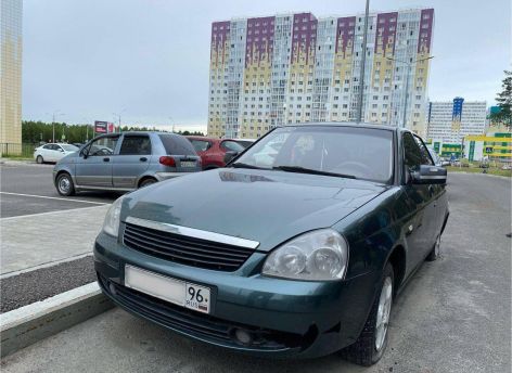 ​В Сургуте растет число брошенных автомобилей