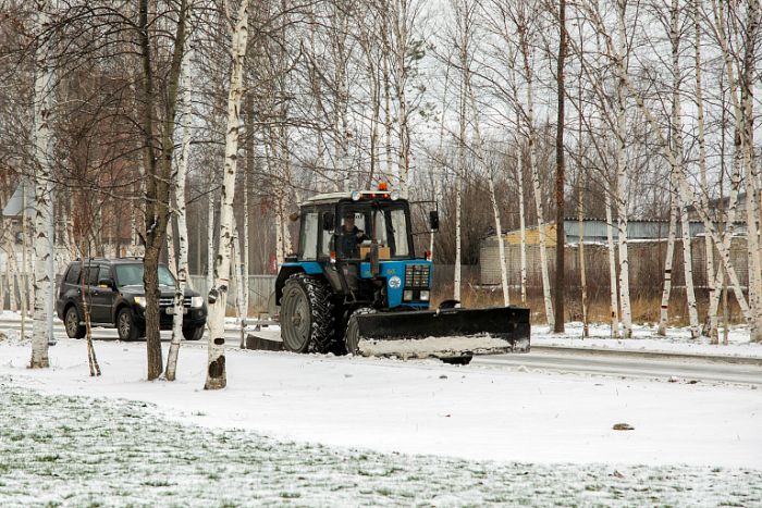 ​Сургутяне пожаловались губернатору Югры на уборку снега