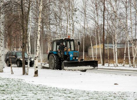 Сургутяне пожаловались губернатору Югры на уборку снега