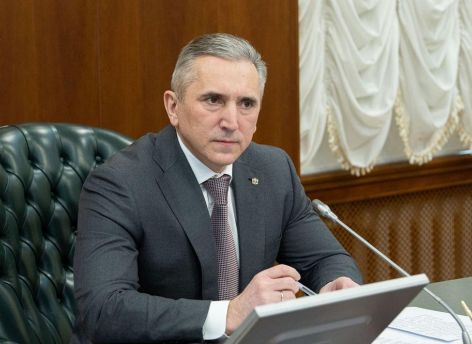 ​Губернатор Александр Моор призывал к повышению безопасности на дорогах в зимний период