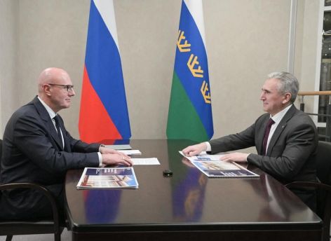 ​Чернышенко и Моор обсудили развитие науки, образования и спорта в Тюменской области