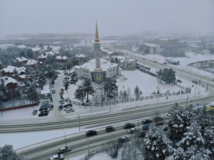 ​В центре Сургута на пять дней перекрыли дорогу