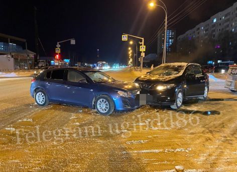 Невнимательная женщина спровоцировала ДТП в Нижневартовске
