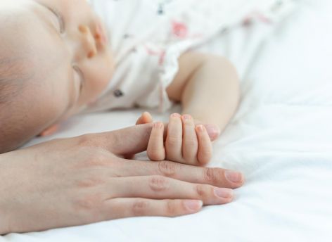 ​В Югре снизилась рождаемость и увеличилась смертность в 2024 году