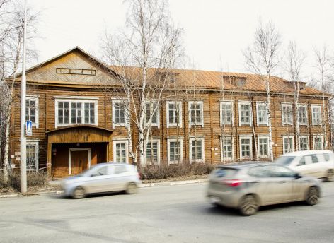 Максим Слепов рассказал о судьбе Дома пионеров в Сургуте